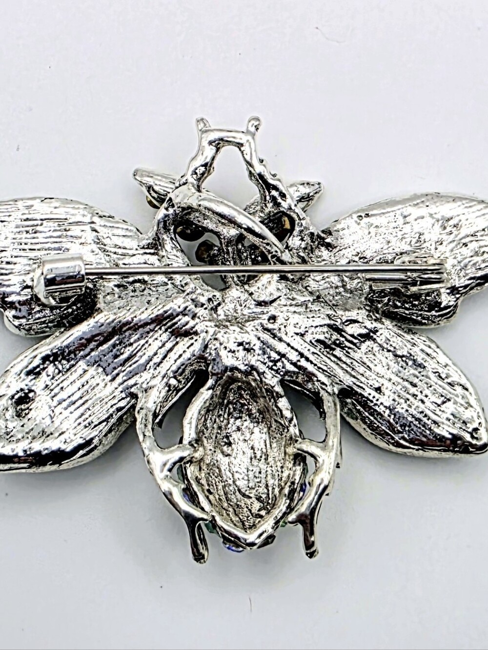 Rhinestone Bee Brooch Silver Tone Crystal Insect Pin Statement Jewelry - Picture 2 of 6